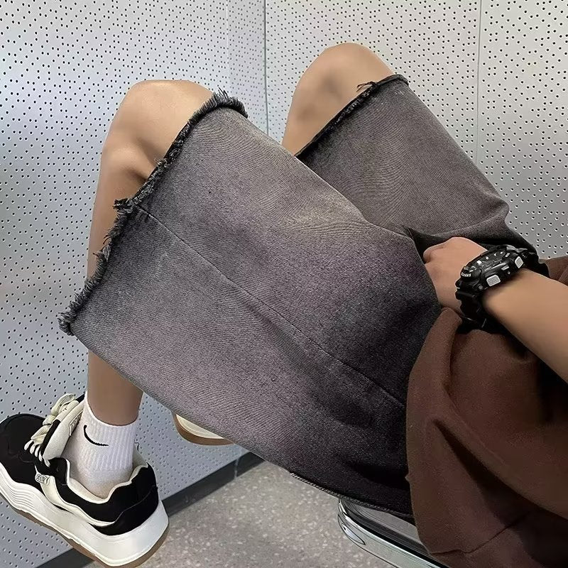 Thin Gradient Raw Edge Denim Shorts for Men